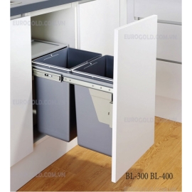 Thùng rác gắn cánh âm tủ Eurogold EBL300
